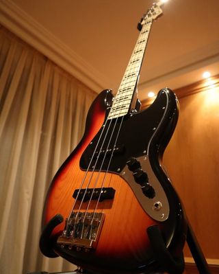 Bajo Fender Geddy Lee MIM
