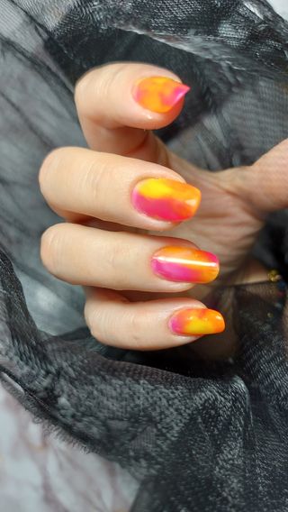 Manicura y pedicura 
