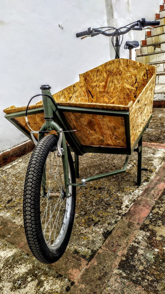 Bicicleta de carga artesanal