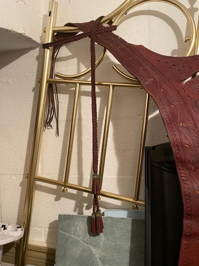 Sajón de doma vaquera piel de ternera altura 1,90