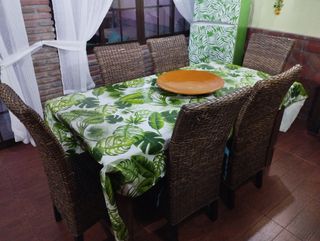 6 sillones de ratán natural /360€