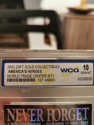 Placa conmemorativa de oro 23KT