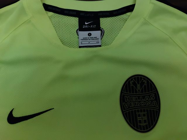 T-shirt da allenamento Hellas Verona (taglia S)