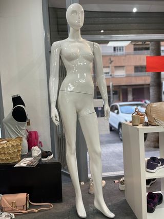 maniquí mujer 