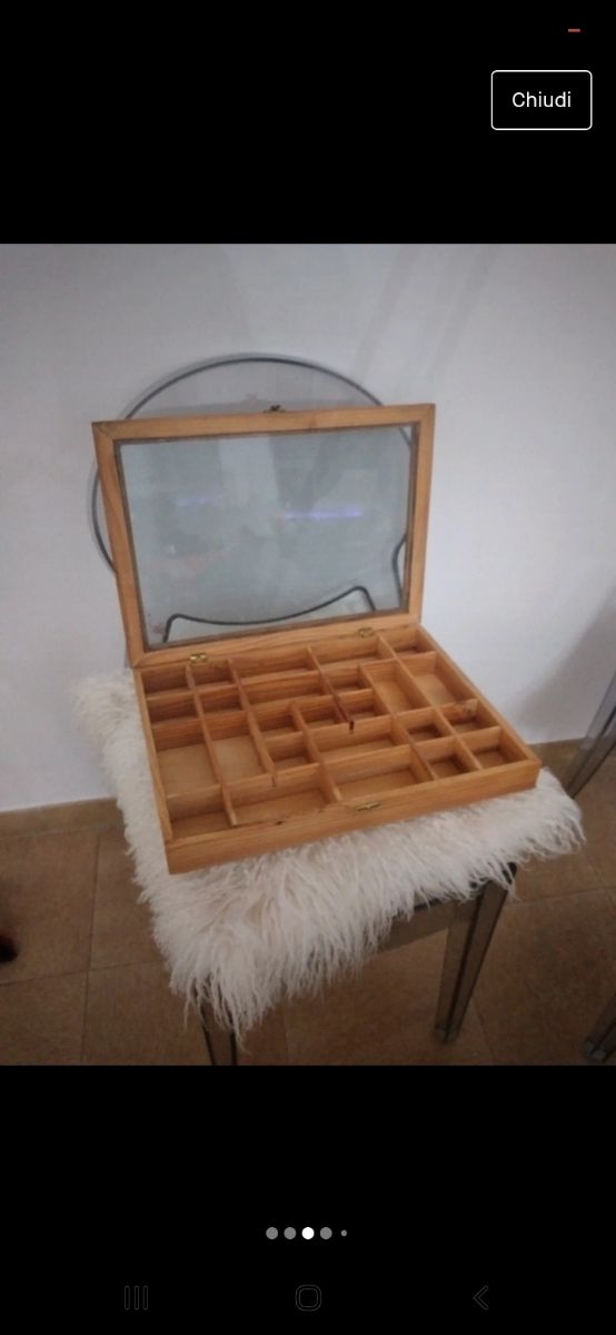 vintage vetrinetta in legno