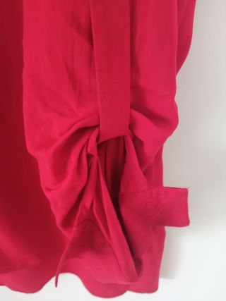 Blusa roja sin estrenar