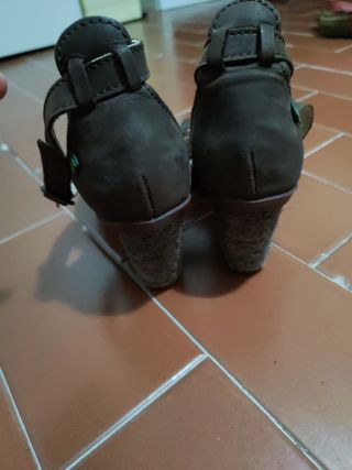 sandalias el naturalista