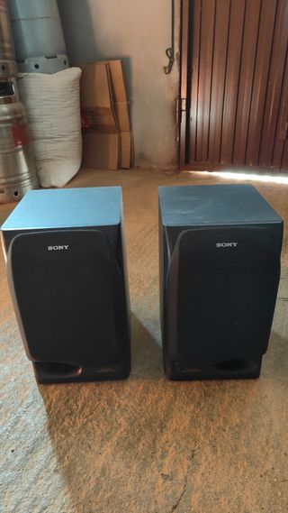altavoces sony