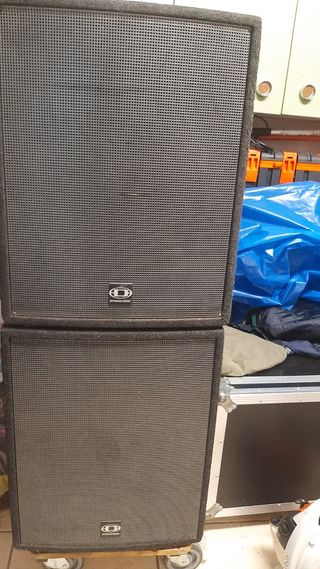 Equipo de sonido completo. Mesa de mezcla Yamaha +