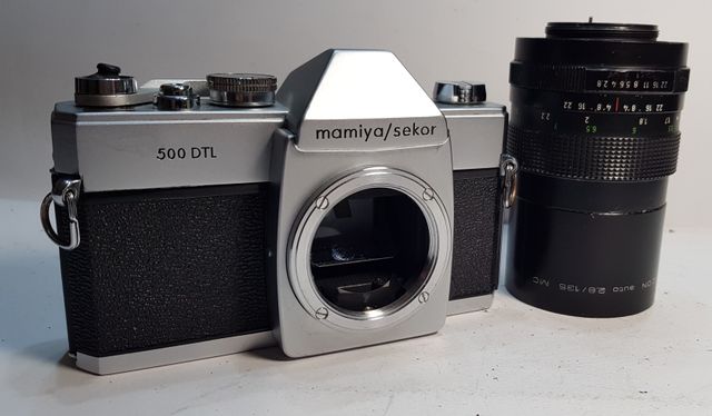mamiya/sekor 500 DTL /PENTAKON auto 2.8/135 MC