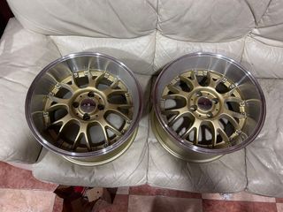 Llantas 16" 4x100 sin estrenar y con tapas de buje