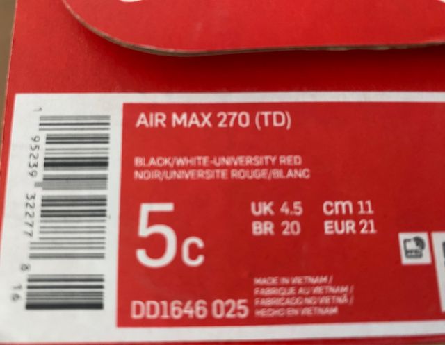 Tenis nike air max 270