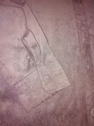 Camisa pana fina Stradivarius.