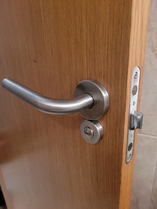 CARPINTERO, ARREGLOS DE MUEBLES