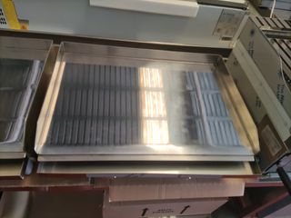 PLANCHA A GAS CROMO DURO NUEVA