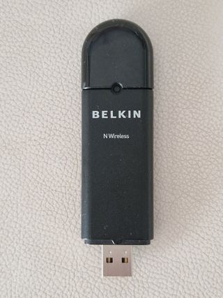 Adaptador de red inalámbrico Belkin USB Tipo N