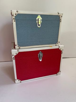 2 bauli imbottiti vintage rossi e blu