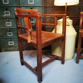 silla antigua sillon. Madera.