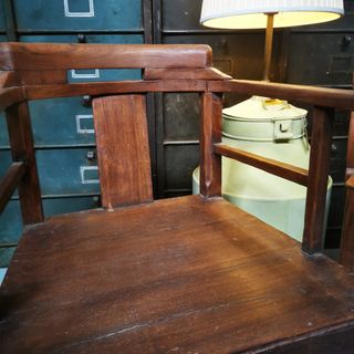 silla antigua sillon. Madera.