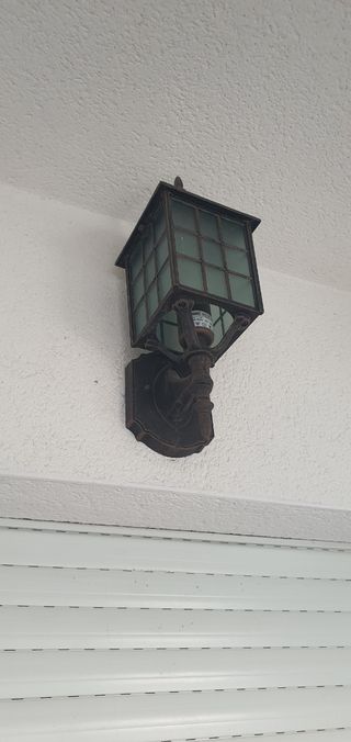 Farol para exterior