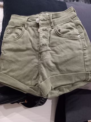 Short vaquero Bershka 