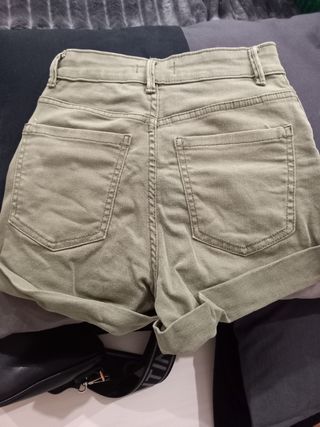 Short vaquero Bershka 