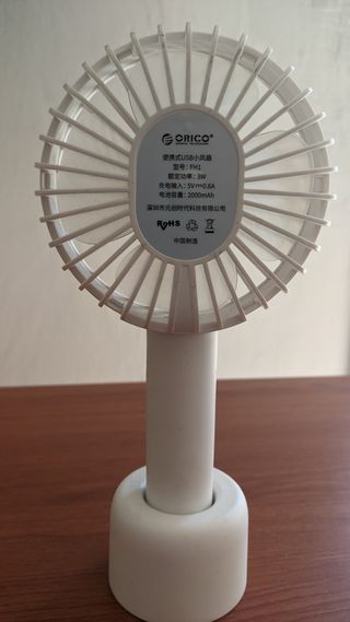 Ventilatore portatile Orico usb con base bianco