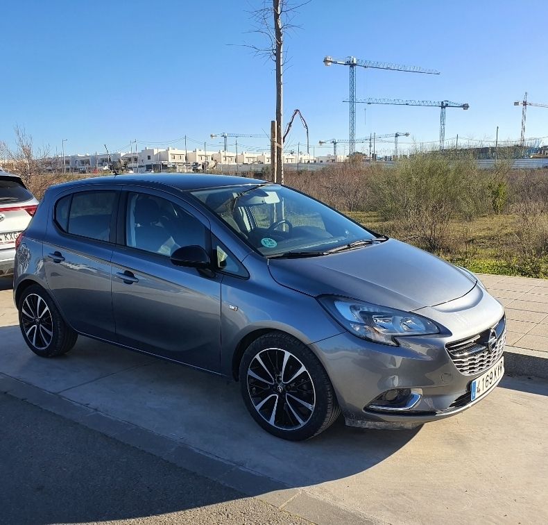 Opel Corsa 2019 - foto 1
