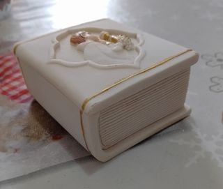 scatolina a forma di libro per prima comunione