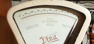 bascula antigua,restaurada