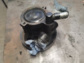 bomba dirección asistida opel