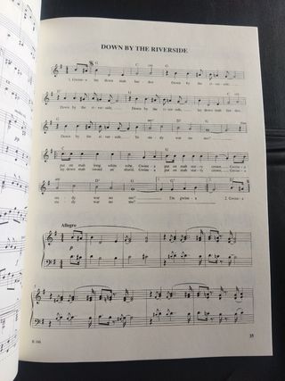 Libro partituras piano Espirituales