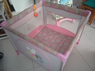 Parque infantil / Cuna de viaje Kikka Boo