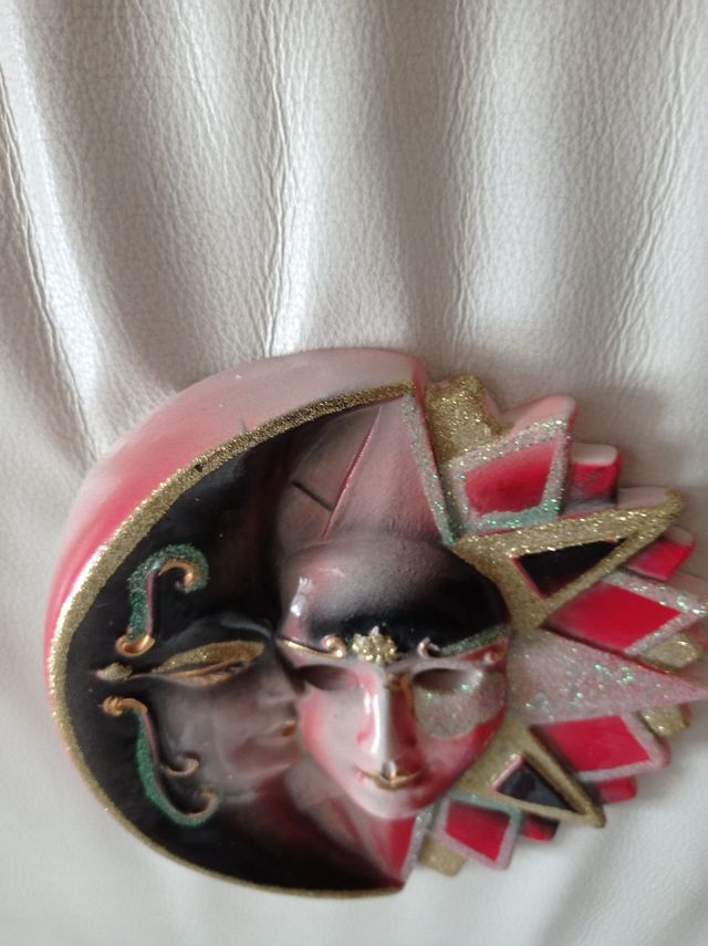 Maschera veneziana in ceramica da appendere