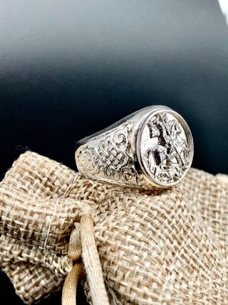 Anillo de plata Jorge el Victorioso