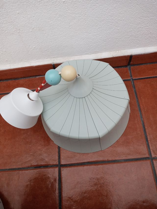 Lampara techo habitación