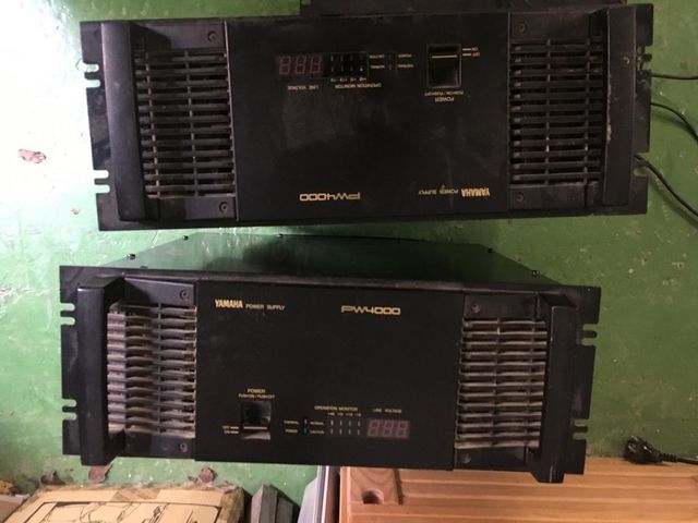 Mesa de sonido Yamaha pm4000