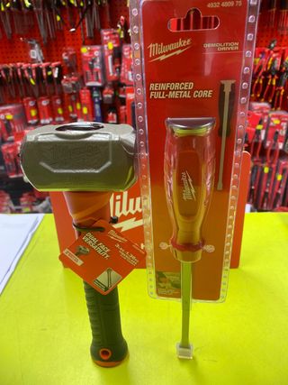 Conjunto demolición Milwaukee