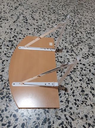 Mesa tablero abatible de pared