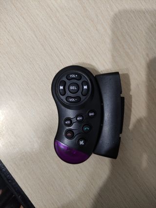 Mando por infrarrojos para el volante del coche