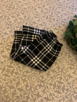 Calças Burberry 2 anos