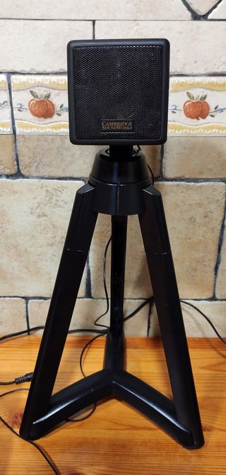 Cambridge SoundWorks Desktop TheaterTM 5.1 DTT2500