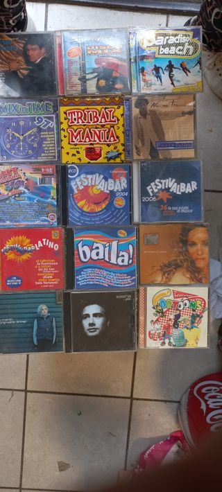 200 CD  di musica mista 1 euro cad