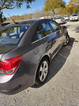 Chevrolet Cruze 2012