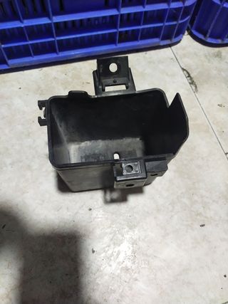 Caja batería visión 110