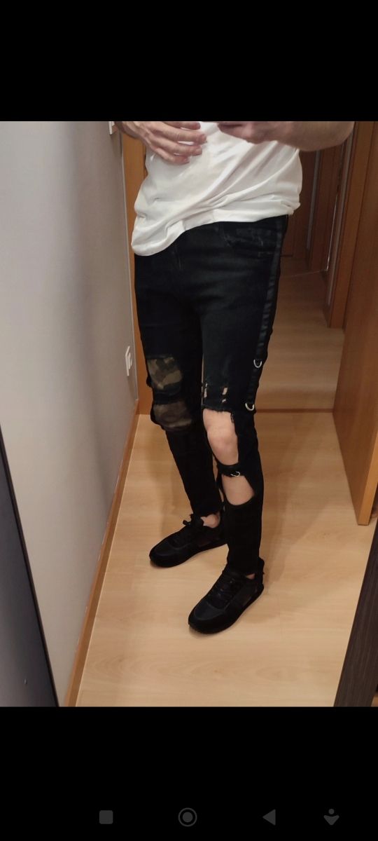 Zara pantalón negro  talla 40  (M) Slim skinny fit