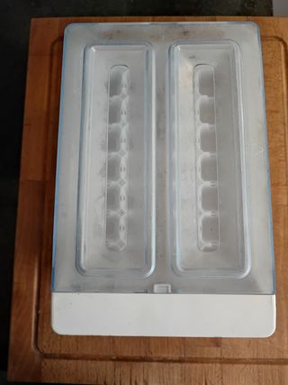 caja cubitera, para hacer hielos
