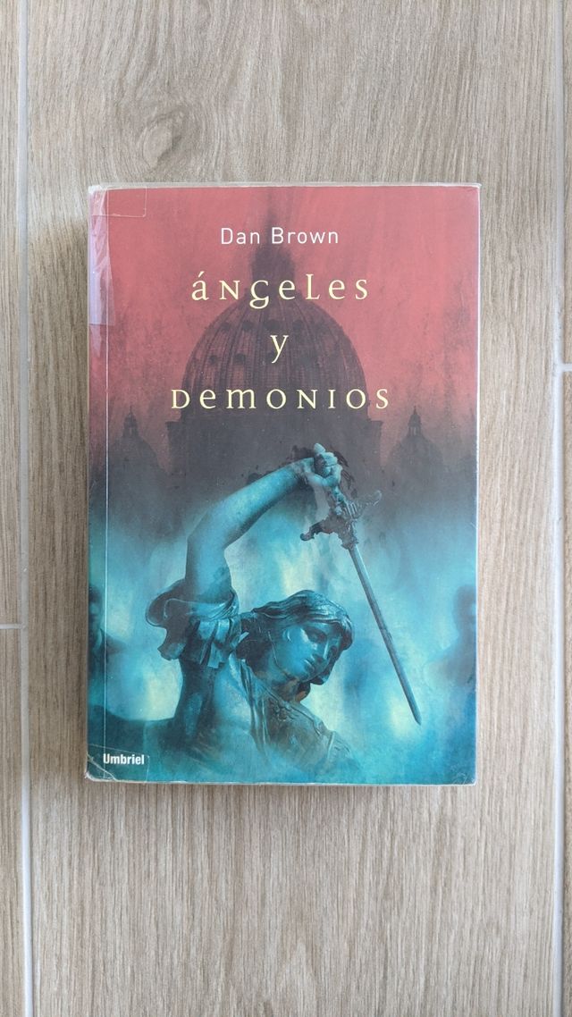 Ángeles y demonios