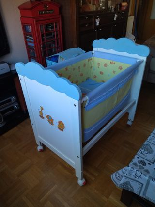 Mini cuna de bebe - vintage - preciosa