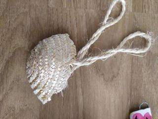 Tres muñecas, ropa y complementos